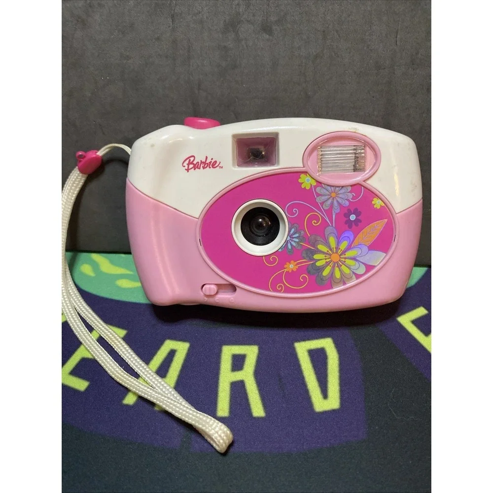 BARBIE POINT AND SHOOT FILM CAMERA WITH FLASH VERY RARE Flowers Untested B1